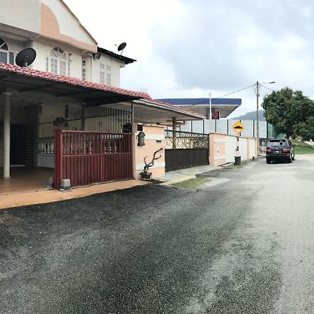 Lepak-Lepak Homestay @Alor Akar Kuantan Luaran gambar